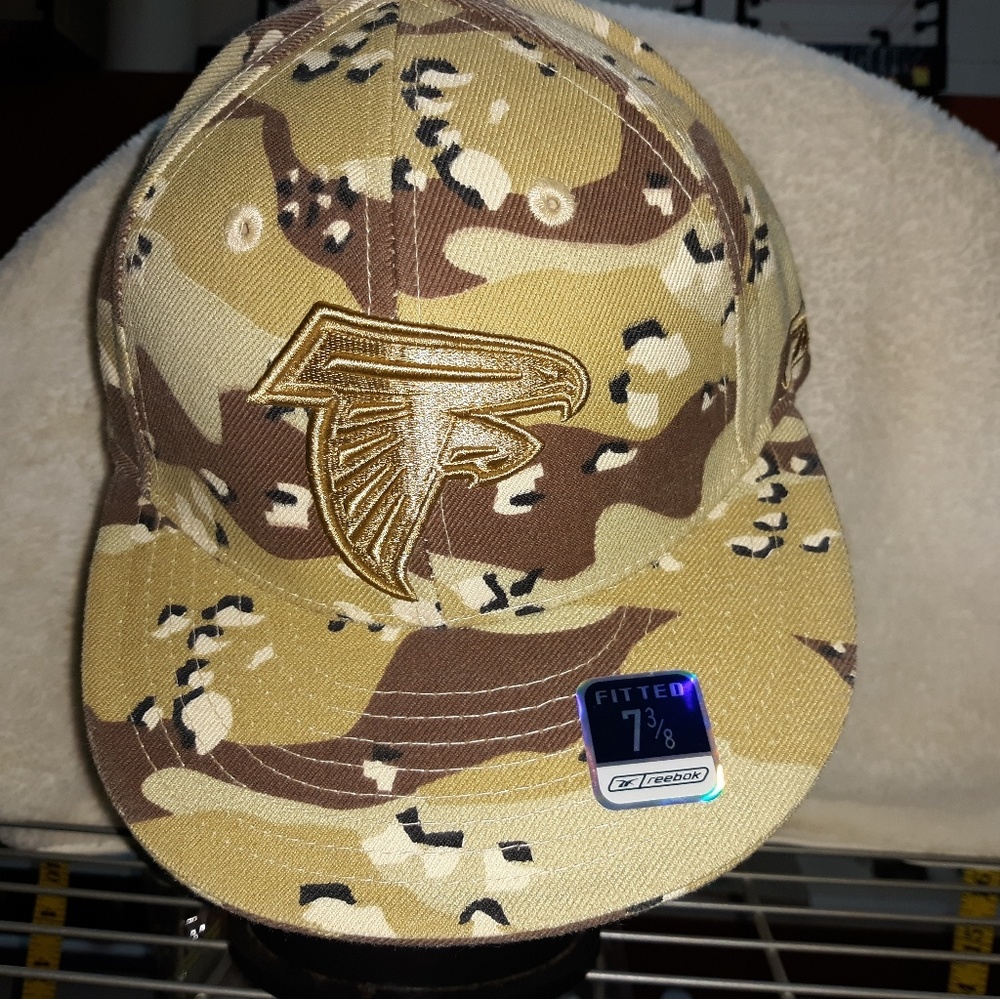 NFL Fitted Reebok Falcon Camouflage Cap